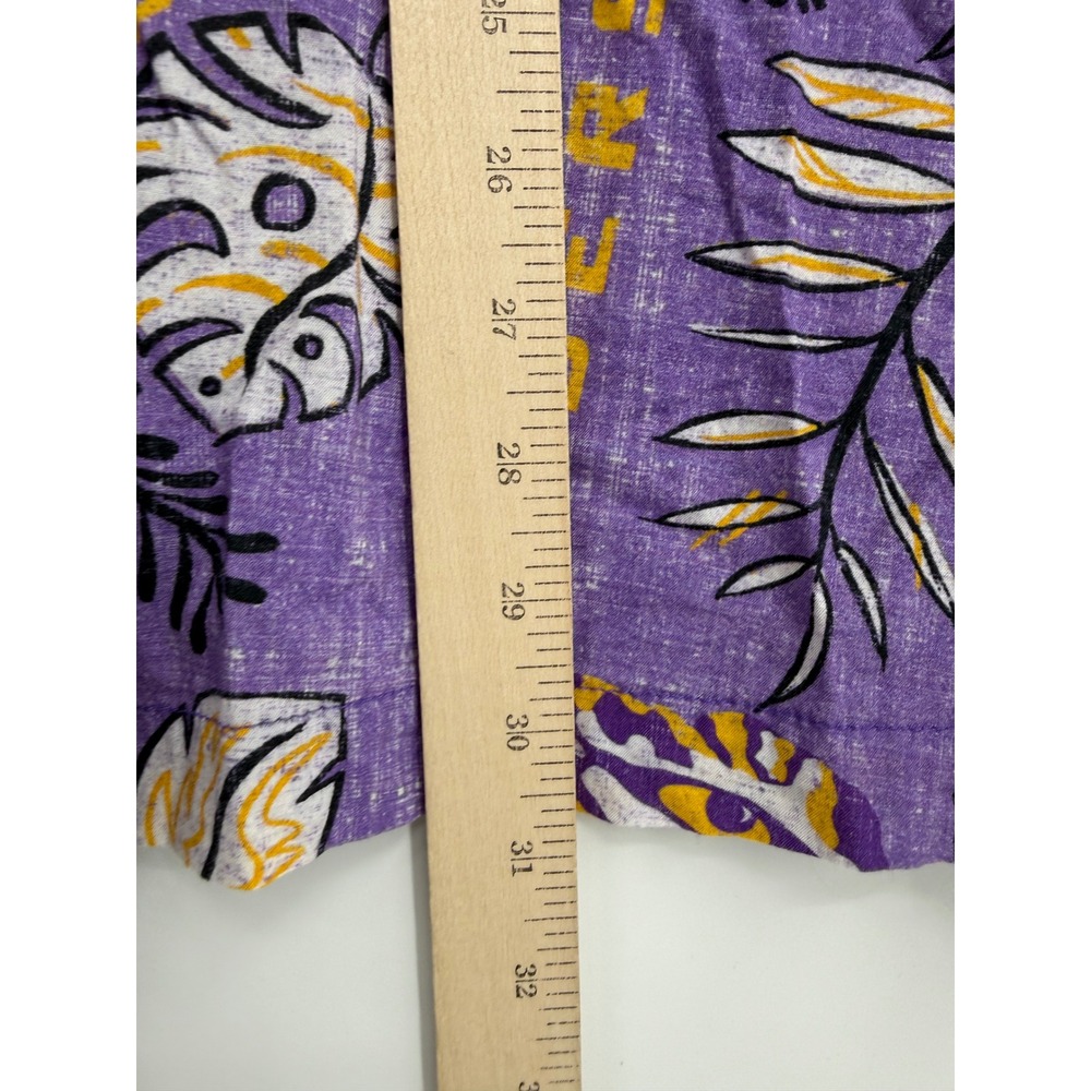 LSU Tigers Shirt Mens XXL Purple Floral Hawaiian Button Up Cotton Vacation - Picture 7 of 8